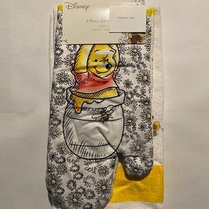 Winnie the Book and friends 3 pack kitchen towels and oven mitt